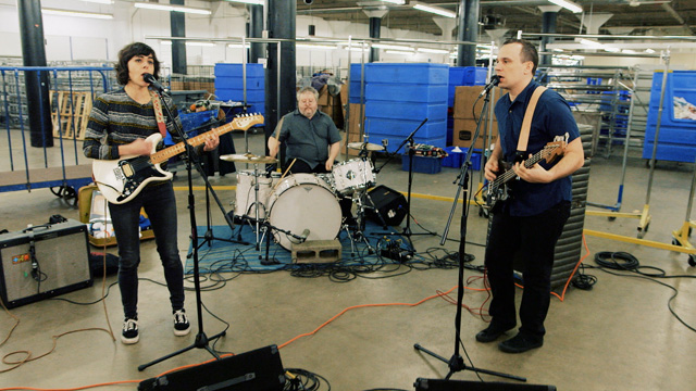 Art Zone: Wimps perform 'Old Guy'