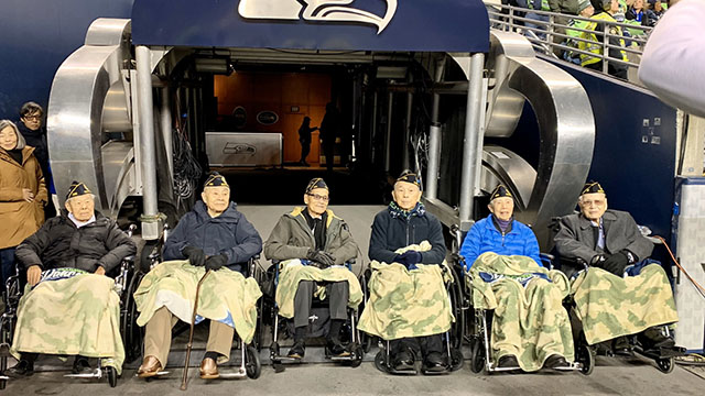 Chinese American WWII Veterans recognized during Seahawks game