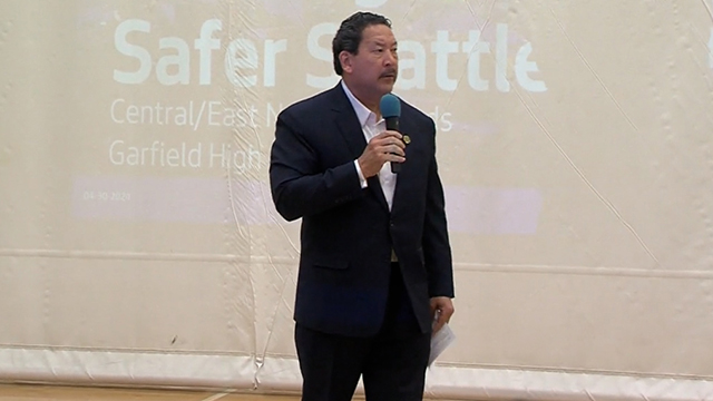 Mayor hosts second community forum for Creating a Safer Seattle