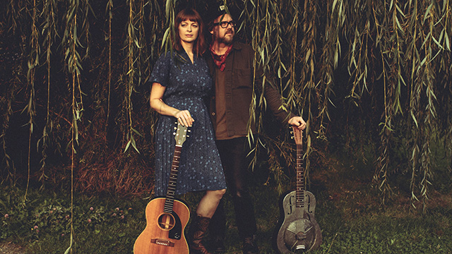 Powerhouse music duo Tekla Waterfield and Jeff Fielder perform "Better Days" on Explore Videos Page Art Zone: Music duo Tekla Waterfield and Jeff Fielder perform "Better Days"